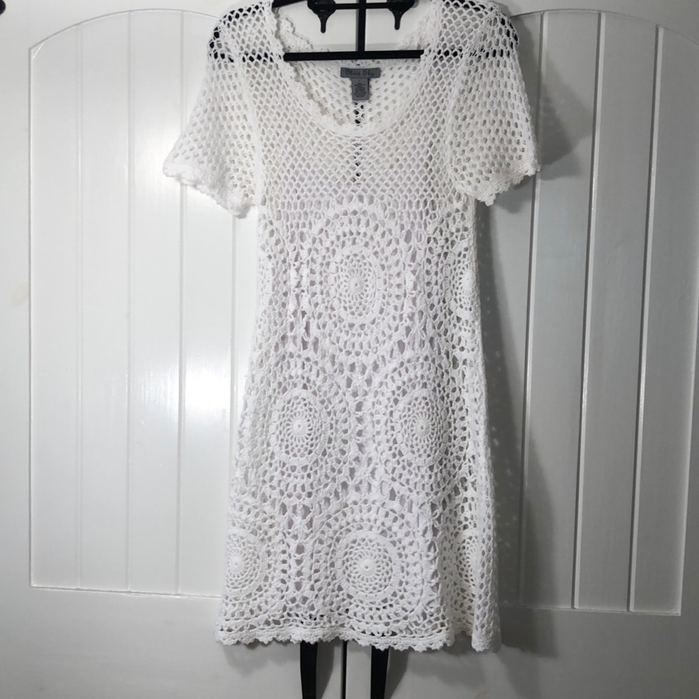 👗Olivia Sky crochet white dress